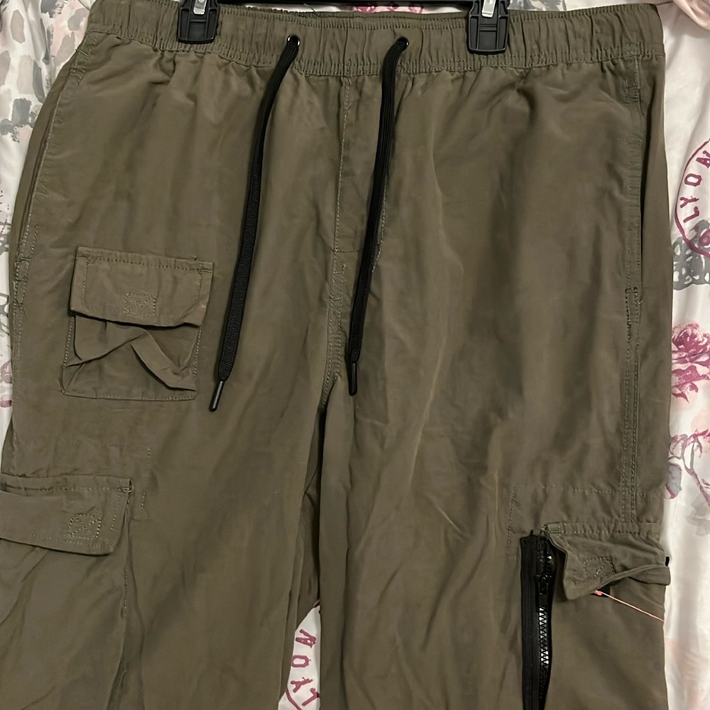 Utility cargo pants